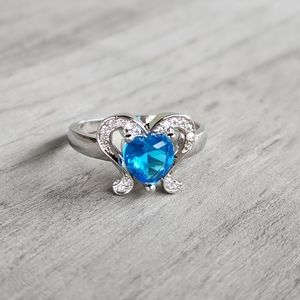 925 Sterling Silver Swiss Blue Topaz and White Topaz Size 6.75 Heart Ring NEW